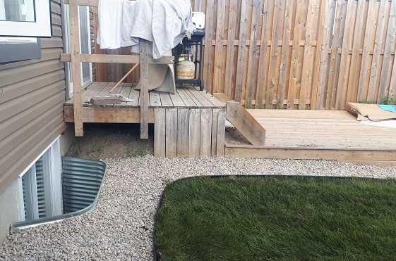 small backyard landscaping