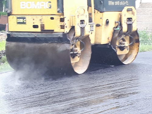 asphalt rolling